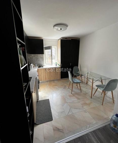 Apartament cu 4 camere in complexul studentesc - 2