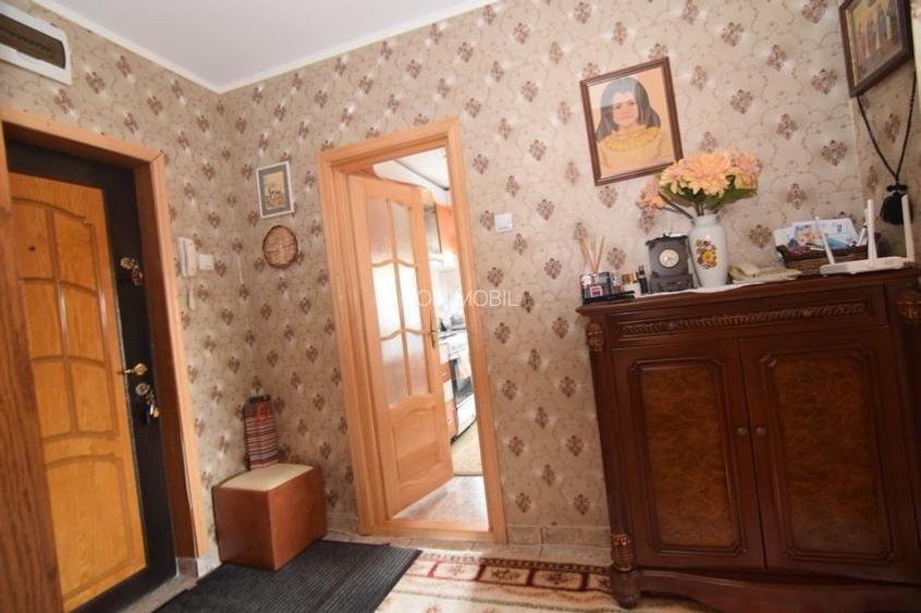 Apartament  cu 3 CD, modelul cu 2 bai - Pacurari - OMV - 10