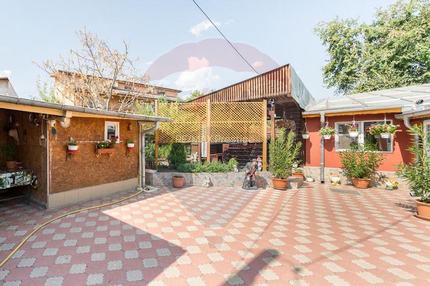 POTENTIAL MARE LOCUINTA/INVESTITIE Casa cu teren de 458 mp in Sector 5 - 9