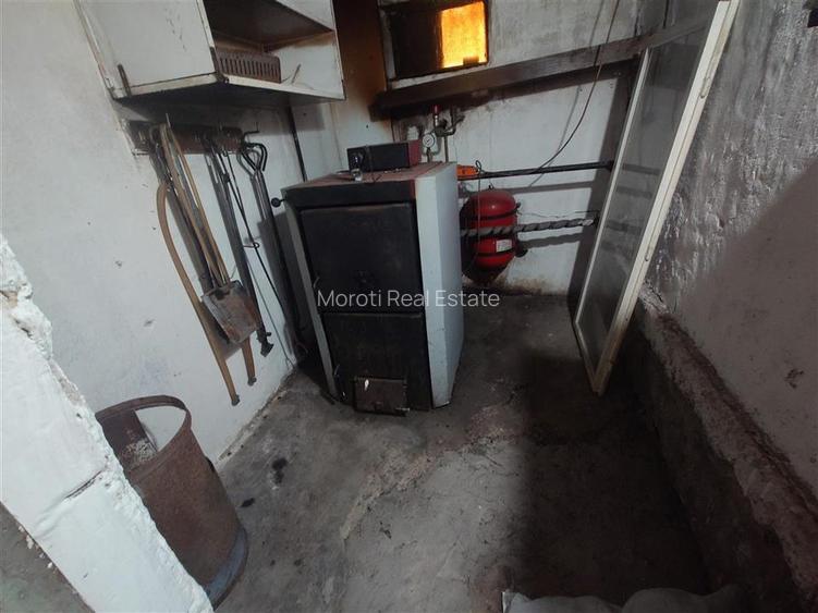 Casa cu teren, aproape de centrul balneo-termal Vata Bai - 10