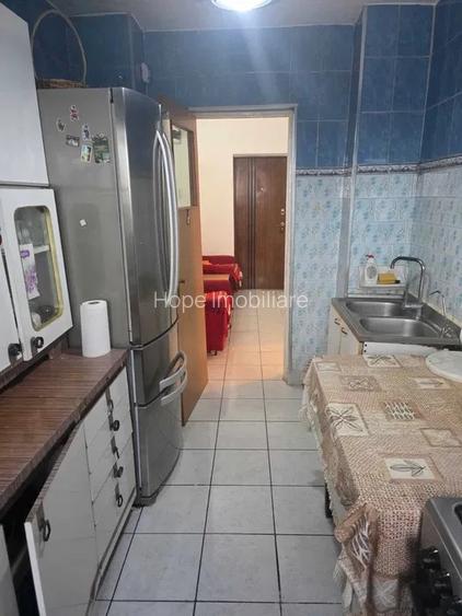 Basarabia-strada soldat Nicolae Sebe-apartament 2 camere - 5