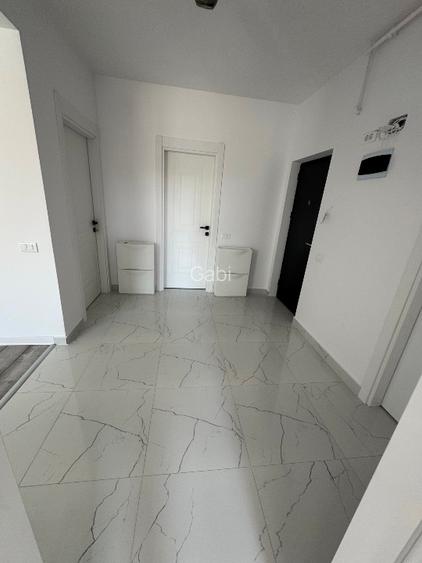 Proprietar închiriez ap 3 camere, decomandat, NOU, 2 băi, parcare subterană  - 8