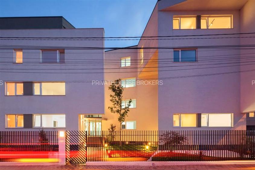 Pipera | Scoala Questfield | Bloc 2012 | Parcare | Gradina - 14