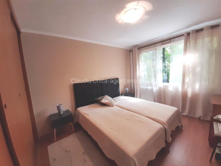 Drumul Taberei Bucla, Mega Image, metrou Constantin Brancusi, acces Eroilor - 3