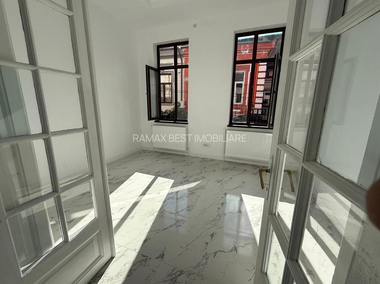 Unirii - Palatul Parlamentului - Manastirea Antim- - 5