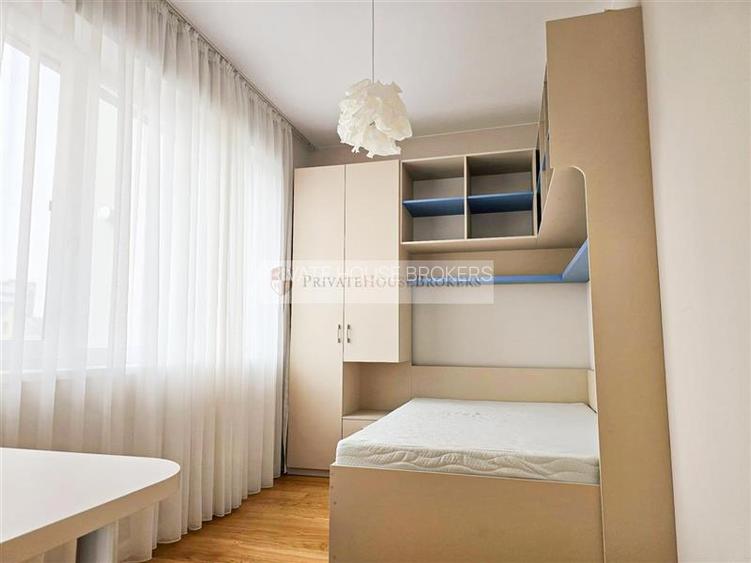 Pipera | Rond OMV | Catted Family | Bloc 2023 | Parcare - 6
