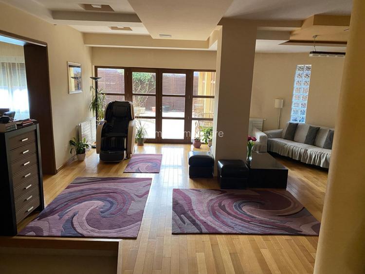 Proprietate unicat in zona ultracentrala  - 4