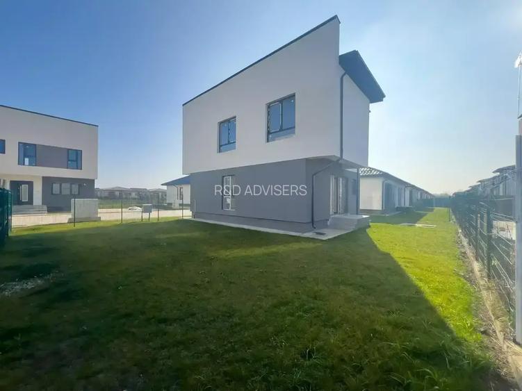 Casa 4 Camere Individuala Mutare Imediat Complex Securizat Comision 0 - 4