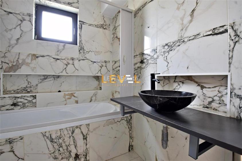 [VIDEO] Duplex Cu 3 Camere 74 Mp Utili +  Camera Hobby 35 mp Utili de Vanzare In - 12