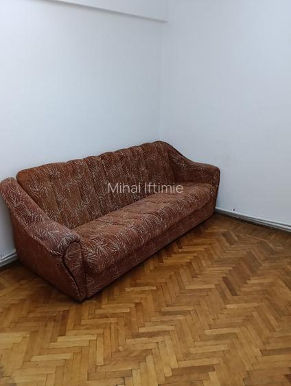 Ofer spre închiriere apartament  - 4
