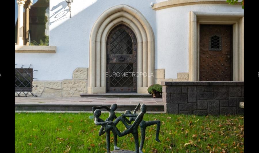 Vila exclusivistă în zona Dacia - 20