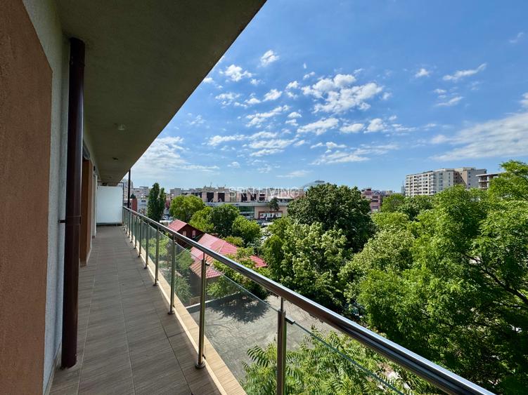 De inchiriat - 3 camere 97mp + loc parcare+ boxa- 30m Bucuresti Mall- Comision 0 - 6