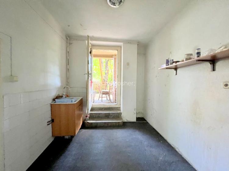 Casa individuala, pe Bd. Victor Babes - 4