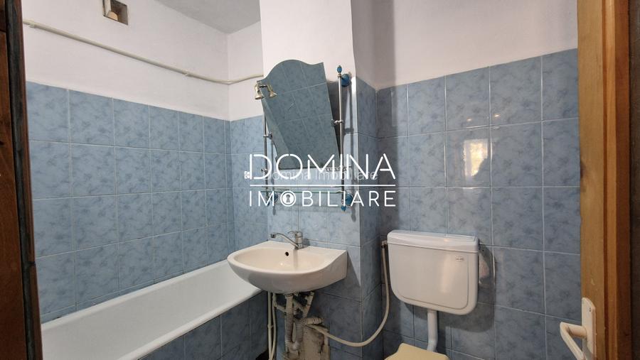 Vânzare apartament 2 camere, et.1, zona Liceului Pedagogic, strada N. Titulescu - 8