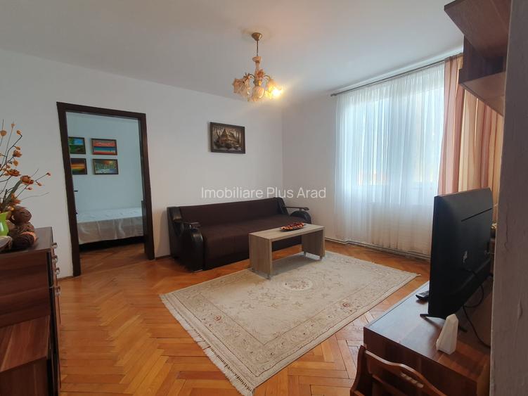 De inchiriat Apartament cu 2 camere in zona centrala - 10