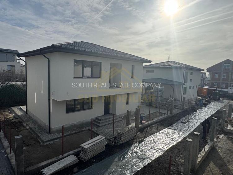 Casa individuala  P+1+Pod - 350 mp teren-STR.SCOLII - 34