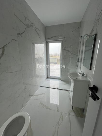 DIRECT DEZVOLTATOR, ULTIMUL PENTHOUSE - 13