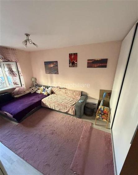 Decomandat, model mare langa Generala 30 - 8