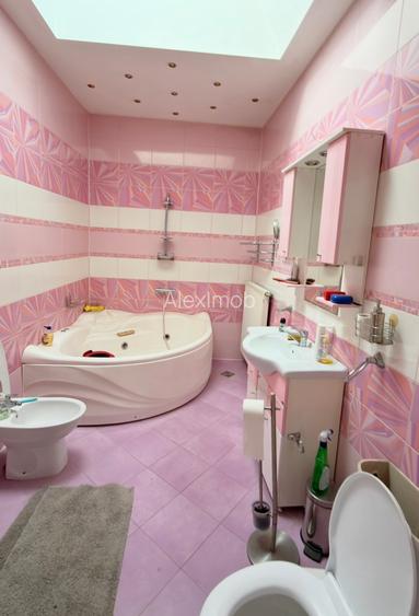 Inchiriez apartament 4 camere - 3