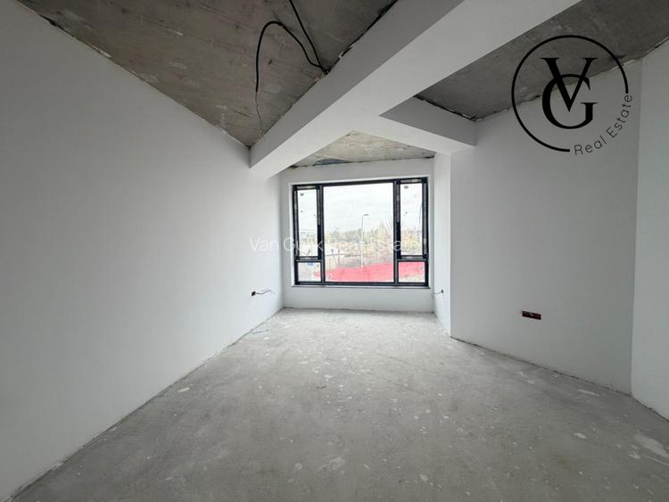 Vila noua  | vedere la lac | Constanța, Palazu Mare - 5