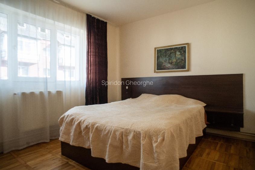 Apartament spatios cu 4 camere, zona centrala Bistrita - 3