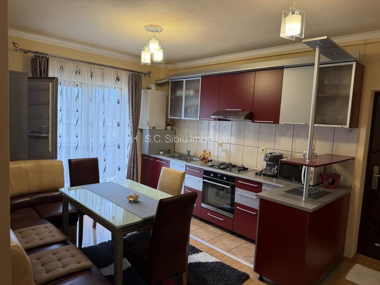 apartament curat et 1 cu doua dormitoare Cl. Cisnadiei-Plugarilor - 2