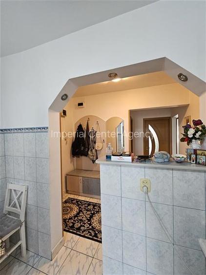 APARTAMENT DE VANZARE CU 3 CAMERE IN ONESTI BLOC NOU,ZONA DE JOS - 6