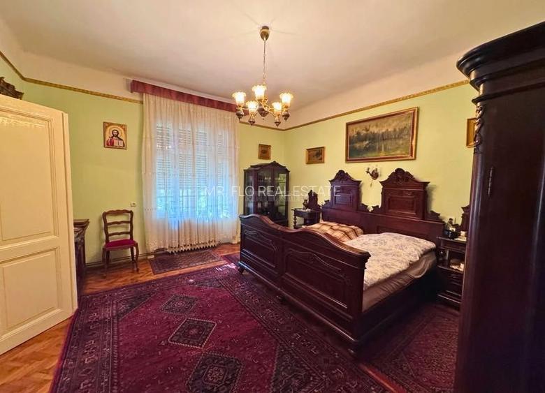 Vila Istorica de vanzare in Centru Timisoara 300 mp utili COMISION 0 - 3