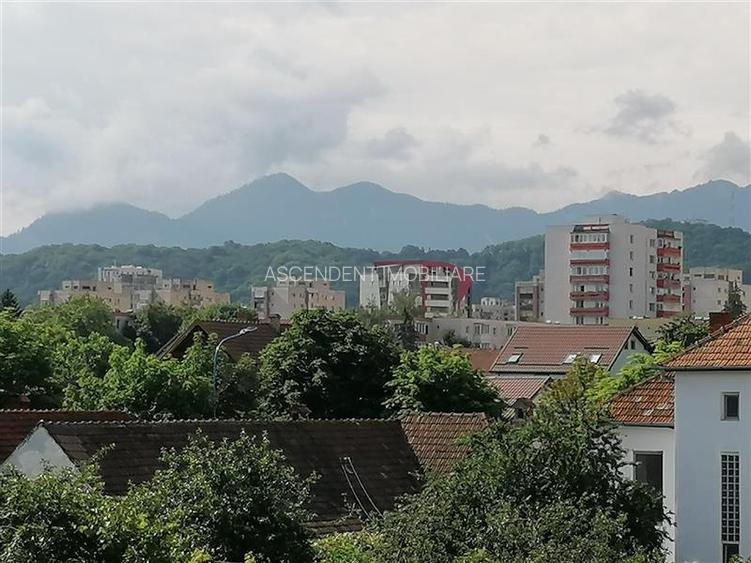 Proprietate deosebita, pe 4 camere, 140 mp, curte amenajata, Central, Brasov - 11