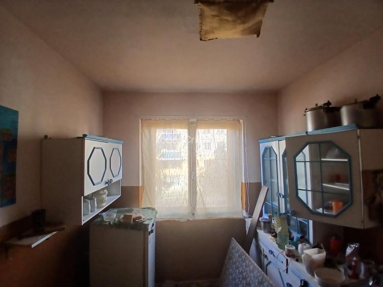 Apartament priviri la 3 dealuri ,langa primarie ,spital,lidl,profi,carrefour - 10