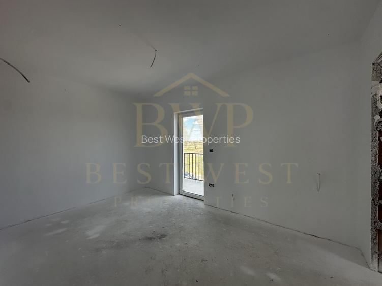 Duplex. Mosnita noua, 2 intrări in curte, 4 camere - 4