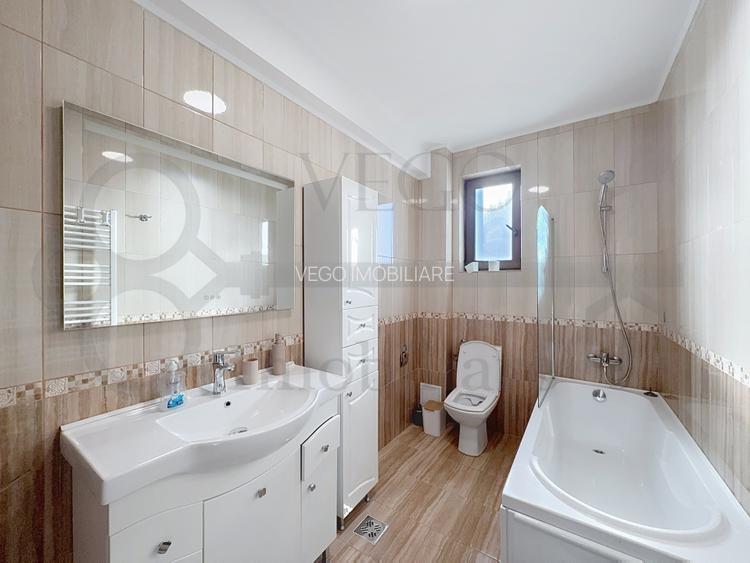 2-bedroom apartment + living room, 75 sqm, UMF area - Sp. Recuperare - 12