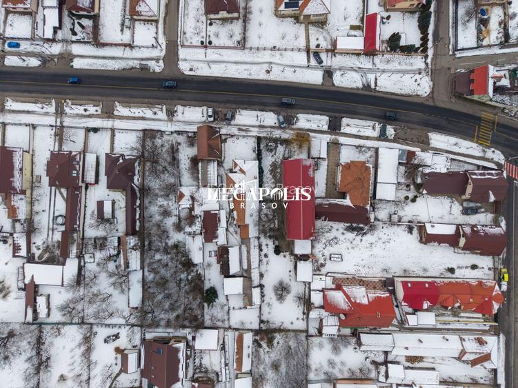 Pensiune de vânzare în Râșnov | 14 camere | 427 mp - 56