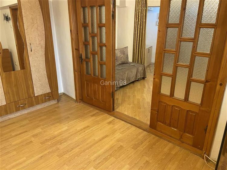 Garsoniera moderna de vanzare in Focsani ,zona ultracentrala , 43 mp, mobilata s - 11