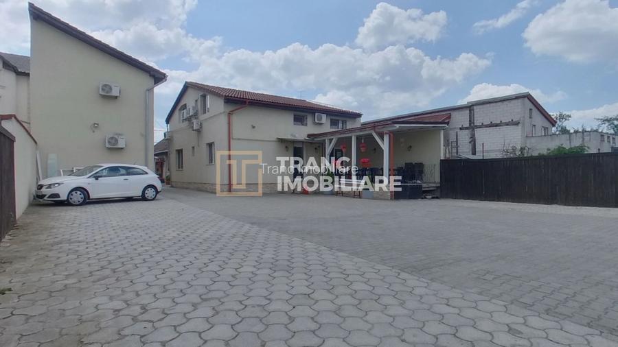 Casă generoasă cu 11 camere + spațiu comercial inclus | Calea Radnei - 6