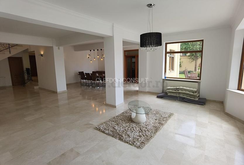 Vila cu Piscina in zona Porsche Romania - 3