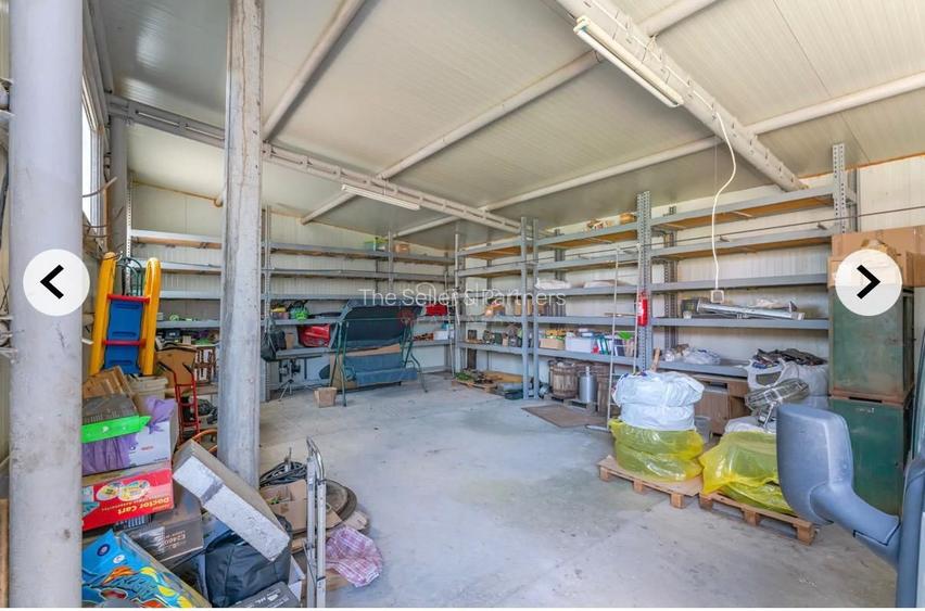 Teren intravilan cu hala construita - 3