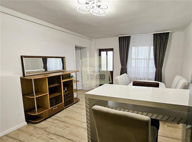 Casa cu 5 camere 2 bai garaj si 460 mp teren in Turnisor - 10