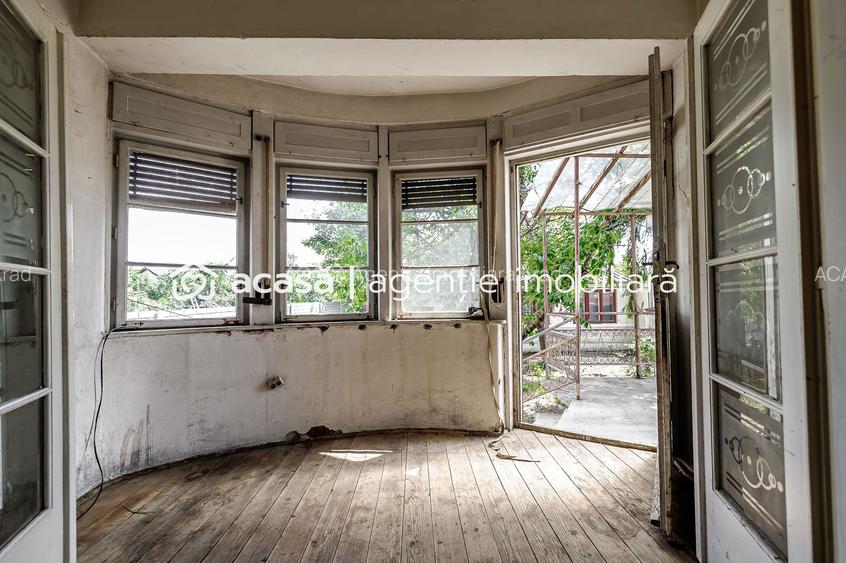 Casă pe Dorobanților | 716 mp teren | centrală gaz | Pârneava - 2