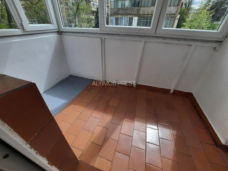 INCHIRIERE 3 CAM CRANGASI - 12