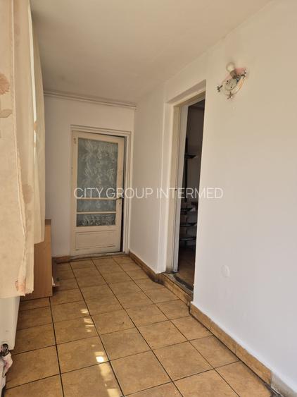 CET - Cumpenei - casa modesta cu teren generos - 9