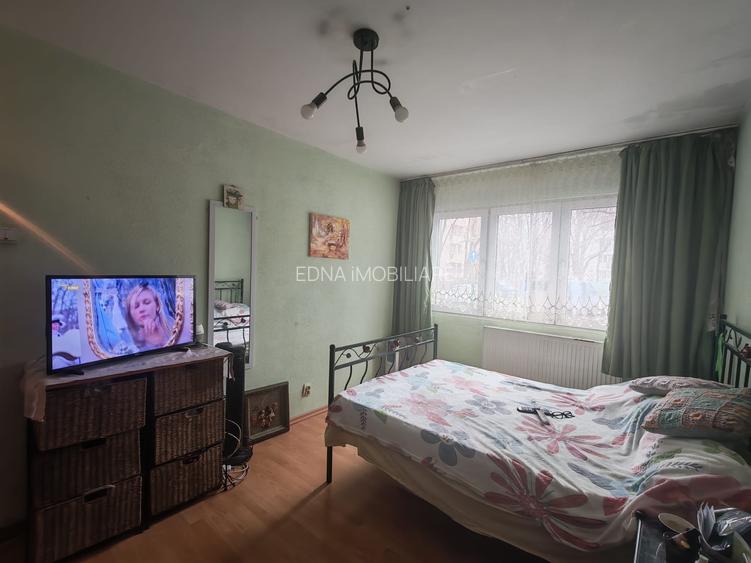 Apartament 3 camere spatios in bloc de 4 etaje - 12