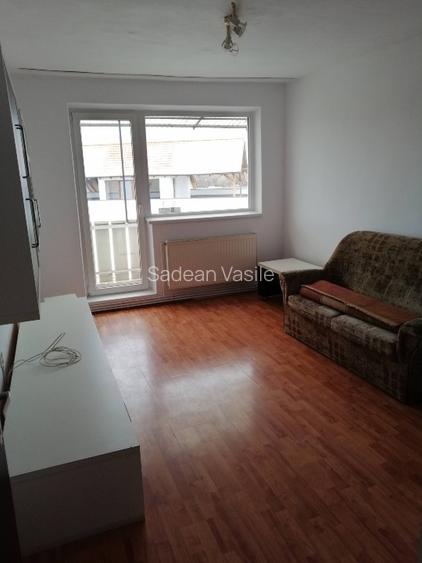 Inchiriez garsoniera - 7