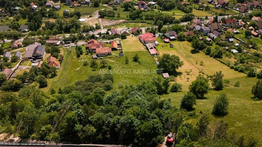 View superb:intravilan,constructie rezidenta/hotel,2.327 mp,Moieciu de Jos, Bran - 5