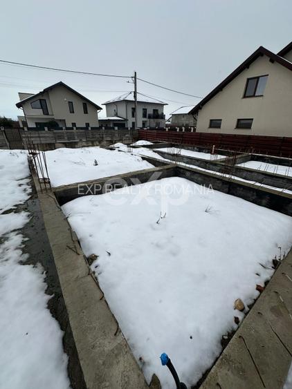 Teren 445 cu fundatie de casa mare + o Casuta locuibila moderna de 2 camere - 17