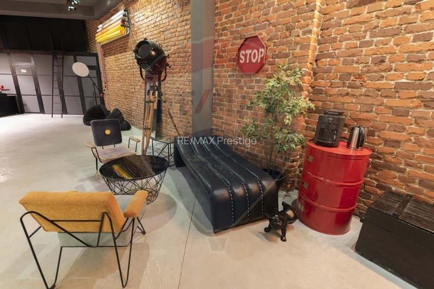 Spațiu comercial premium de vânzare, Zona Armenasca  - Liber - 12