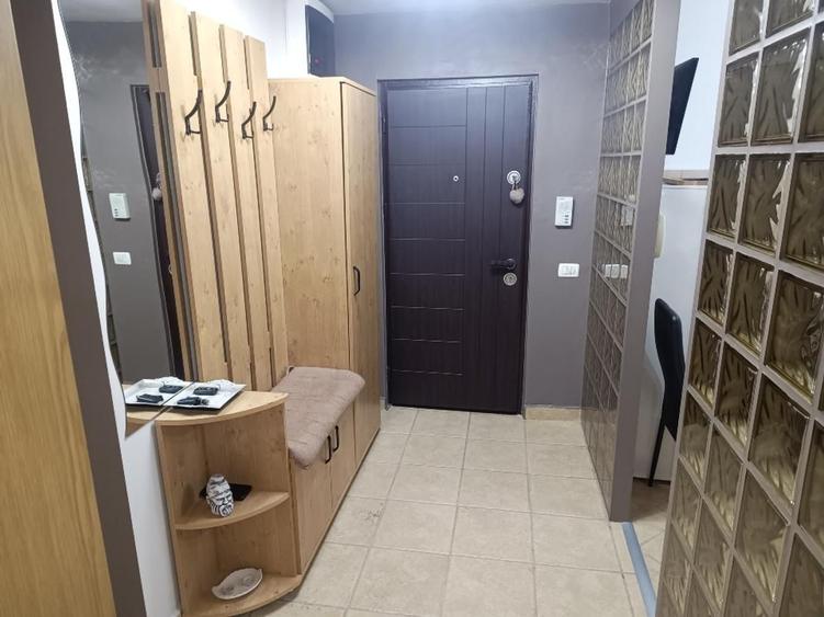 Lipovei | 4 Camere | Decomadat | Etaj Intermediar | Mobilat si Utilat