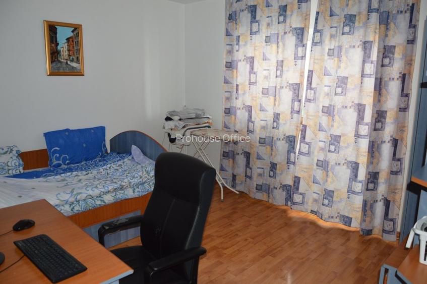 INCHIRIERE   4 camere Padesu - 8