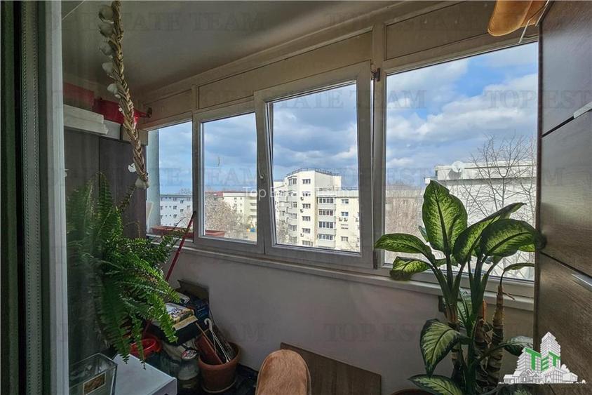 Apartament 3 camere, 2 bai, zona Baicului, an 1985 - 2