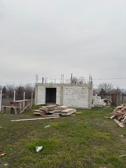 Început de casă teren  - 12